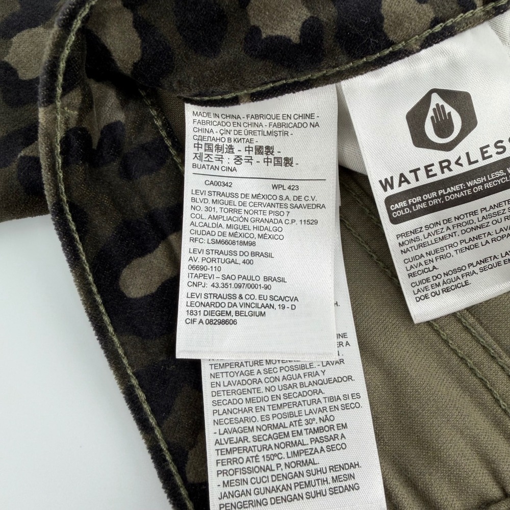 Levi's 724 High Rise Straight Cropped Jeans Women 24 Green Leopard NWT Corduroy - Picture 7 of 13